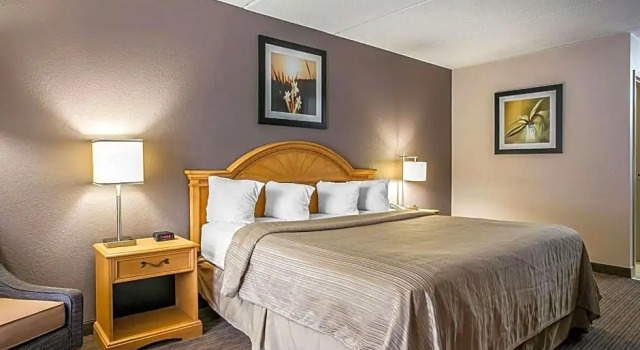 Номер Standard Quality Inn Hartsville
