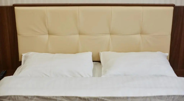 Standard Zimmer Three Crowns Hotel