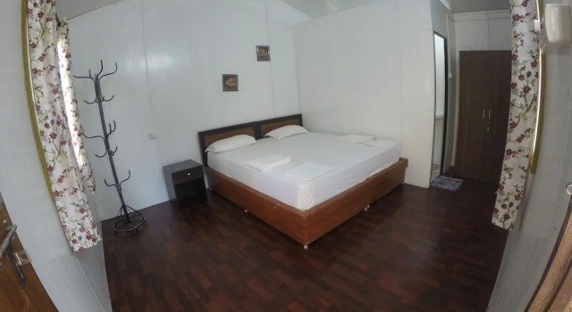 Коттедж Economy Цокольный этаж c 1 комнатой Regina Residency