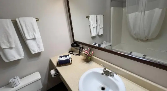 Люкс Deluxe Ramada by Wyndham Florenceville