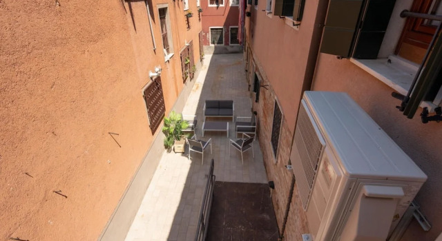 Herion Palace Apt 3 by Wonderful Italy, Забронировать Отель Каннареджо Венеция