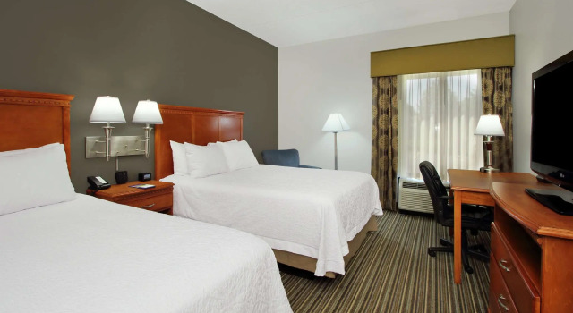 Standard Vierer Zimmer Hampton Inn Ashtabula