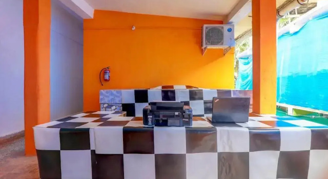 Alfa Guest House by OYO Rooms, Забронировать Гостевой дом Гостевые дома Калангут, рядом с Пляж Калангут, Гостевой дом