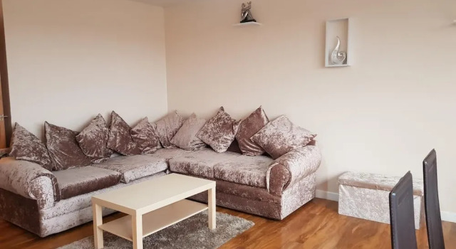Brabloch Park Apartment, Забронировать Апартаменты/квартира Отели Пейсли с парковкой, рядом с Thomas Coats Memorial Baptist Church, Парковка