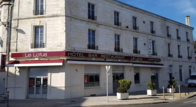 Colette Hôtel, Забронировать Отель Отели Ньор 3 звезды, рядом с Port Boinot, 3*