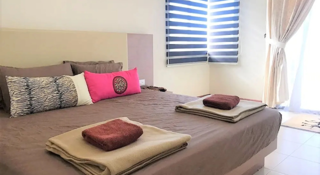Номер Standard с 5 комнатами OYO 90476 Casa Azlinda Muslim Homestay I