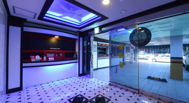 Top Motel