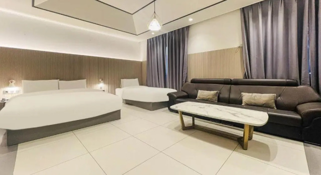 Люкс Brown Dot Hotel Yangsan Seochang