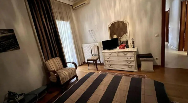 Central Luxury Apartment with huge balcony, Book Apartment Tríkala Thessalia