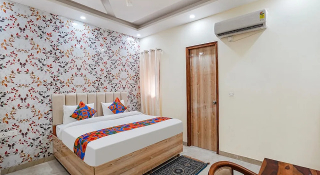 Номер Deluxe Super Townhouse Sector 63 A Noida