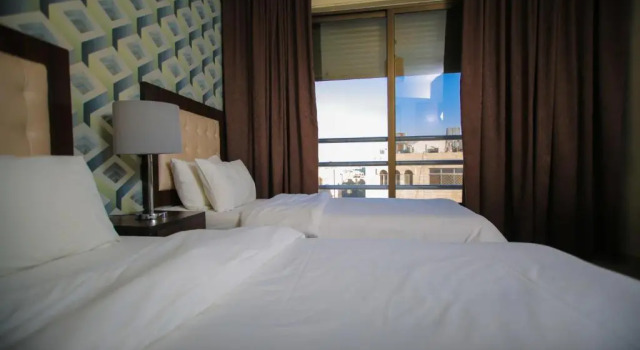 Люкс Lancaster Hotel Apartments-Gardens
