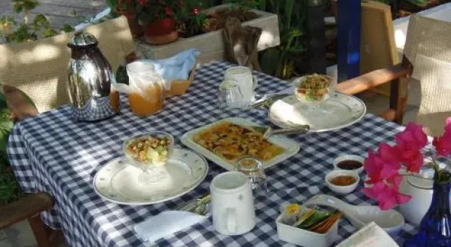 Bed and breakfast 3 stars Sarti, Rezervovat Hotel Sarti 