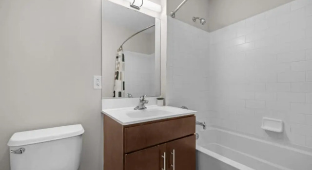 Апартаменты Luxury с 2 комнатами Bluebird Suites near PATH