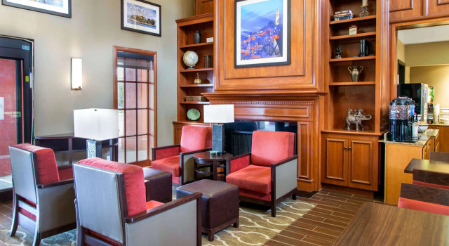 Comfort Inn and Suites San Francisco Airport North