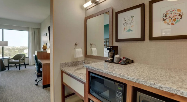 Двухместный номер Standard Drury Plaza Hotel Orlando - Disney Springs Area