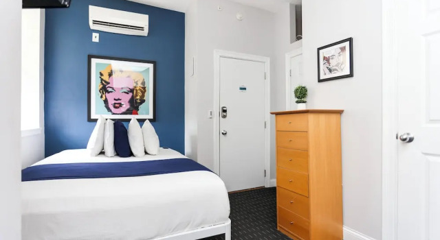 Номер Standard Maverick Suites at 400 Columbus Ave