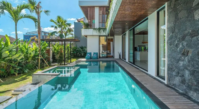 Villa Bedawang - 4BR Villa Seminyak, Rezerwuj Willa Domki letniskowe w Bali, Domek