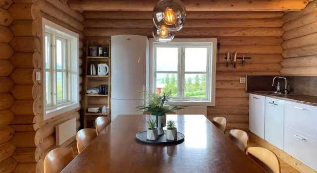 Коттедж Beautiful cabin with amazing view over Akureyri