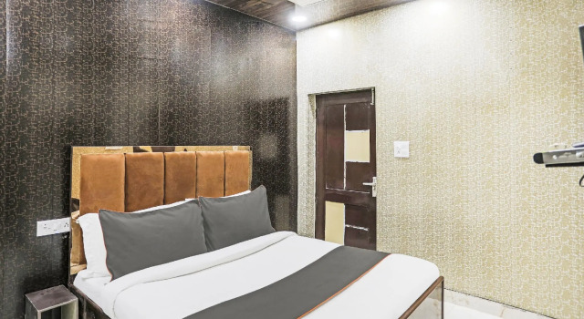 OYO Flagship 80575 Kashish Residency