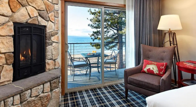 Двухместный номер Standard с видом на озеро The Landing Resort and Spa