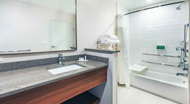 Четырёхместный номер Standard Fairfield Inn & Suites by Marriott Tulsa Catoosa