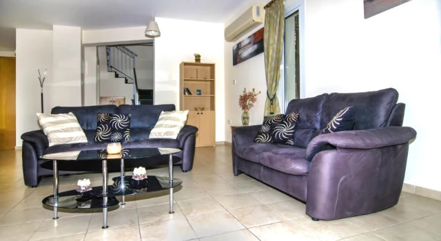 Villa Thea, Boek Villa Peyia Paphos