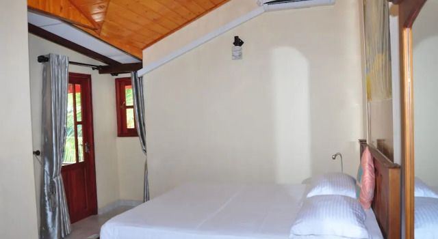 Номер Deluxe Sugandi Inn