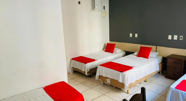 Четырёхместный номер Standard Viareggio Hotel