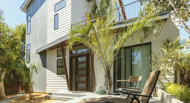 Студия Modern Loft Rooftop Deck Venice Beach Studio Bedroom Apts by RedAwning