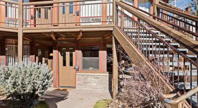 Номер Standard Central Aspen Condo Walk to Gondola & Ruby Park - LC5 by RedAwning