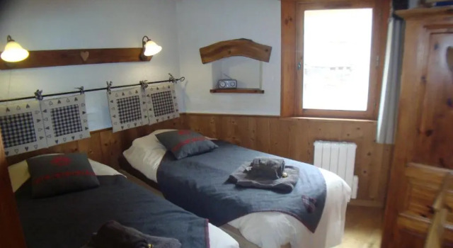 Chalet lAvalin, Забронировать Шале Виллы Овернь-Рона-Альпы, Вилла