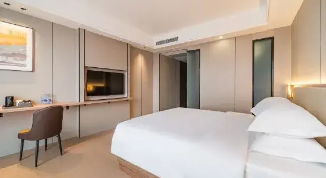 Номер Deluxe Poltton Century Hotel（Yangjiang  Jinshan Road ）
