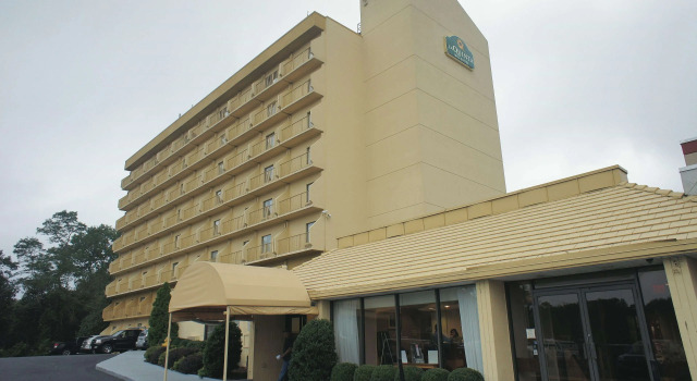 La Quinta by Wyndham Stamford / New York City, Забронировать Отель Стэмфорд Delaware County