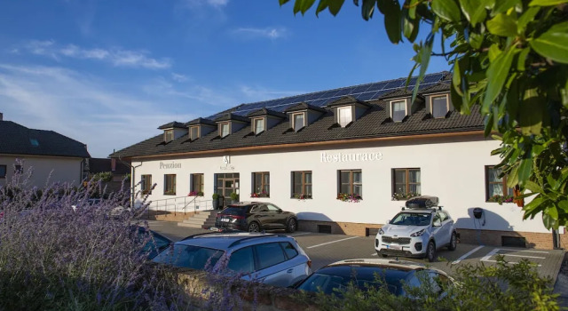 Amenity Penzion Horni Vestonice, Prenota Affittacamere Hotel a Moravia meridionale con piscina, Piscina