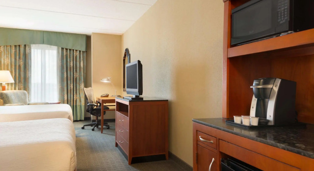 Четырёхместный номер Standard Hilton Garden Inn Palm Coast Town Center