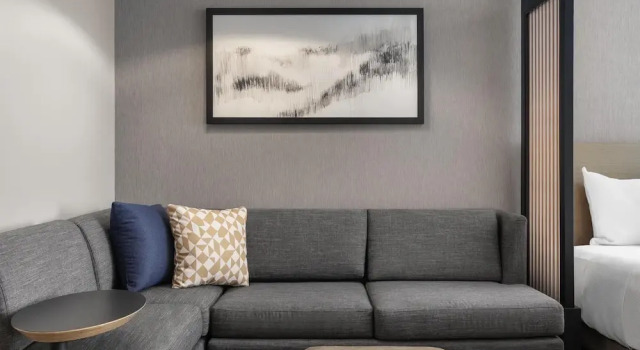 Четырёхместный номер Standard Hyatt Place Toronto Airport