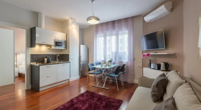 Gran Vía 55 Exclusive Apartments, Забронировать Апартаменты/квартира Отели Мадрида с парковкой, рядом с Театр Монументал, Парковка