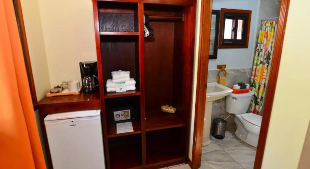 Бунгало Coconut Row Boutique Hotel