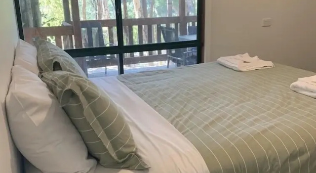 Номер Standard с 3 комнатами с балконом BIG4 Tiny Away Stay - Seymour Riverside
