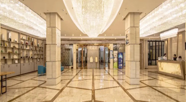 Deberlin Hotel, Rezerwuj Hotel Hotele w Zhuhai z parkingiem, Parking