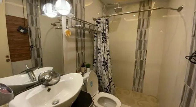 Exquisite Condo Unit in Eastwood 1.5 BR, 5 Beds, Varaa Hotelli Quezon City 