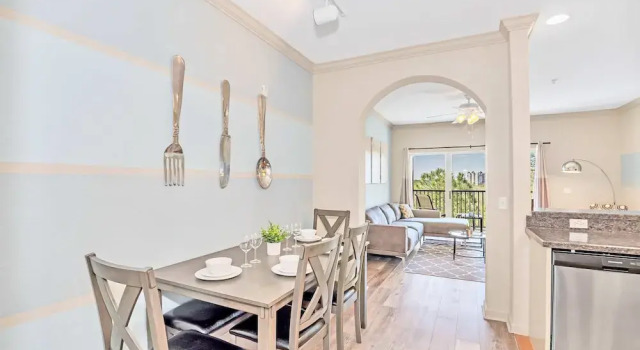Pet-friendly Condo w Pool & Hot tub Near Disney, Rezerwuj Apartamentowiec hotelowy Orlando Kissimmee