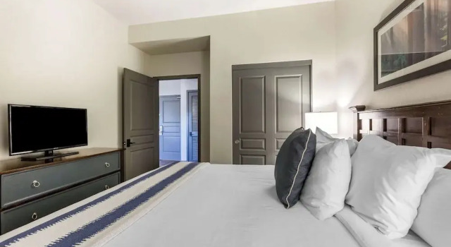 Двухместный люкс с 2 комнатами Bluegreen Vacations Big Bear Village, an Ascend Collection Resort