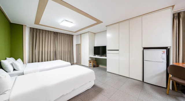 Suite con balcón Residence Hotel LINE