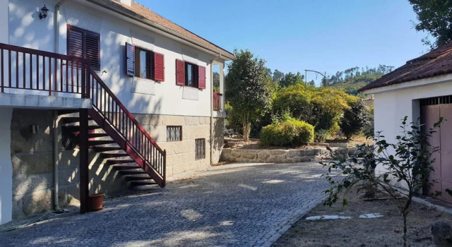 House With 3 Bedrooms in Vieira do Minho, With Wonderful Lake View, Enclosed Garden and Wifi Near the Beach