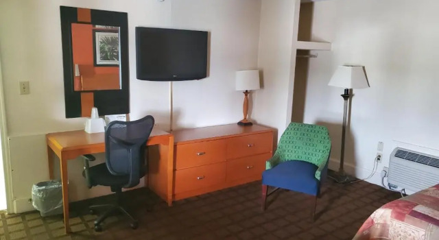 Четырёхместный номер Standard Relax Inn