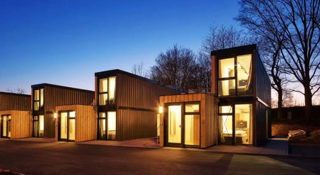 Modern ausgebauter Überseecontainer als Tiny House, Reserva ahora Hotel Wertheim Odenwald