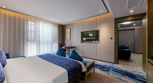 Suite Minghe Hotel
