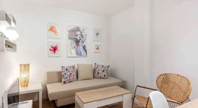Bright & Modern Two Bed Apartment in Madrid, Забронировать Апартаменты/квартира Апартаменты Мадрида, Апартаменты/квартира