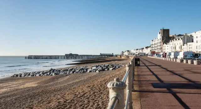 Апартаменты Beach Comber